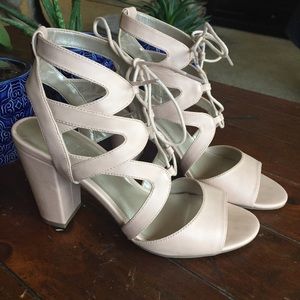 Blush Lace Up Chunk Heel - 10